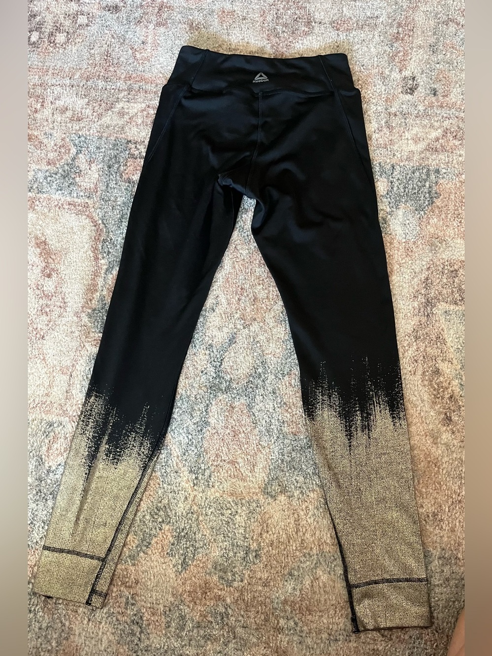 Reebok lux bold leggings size small